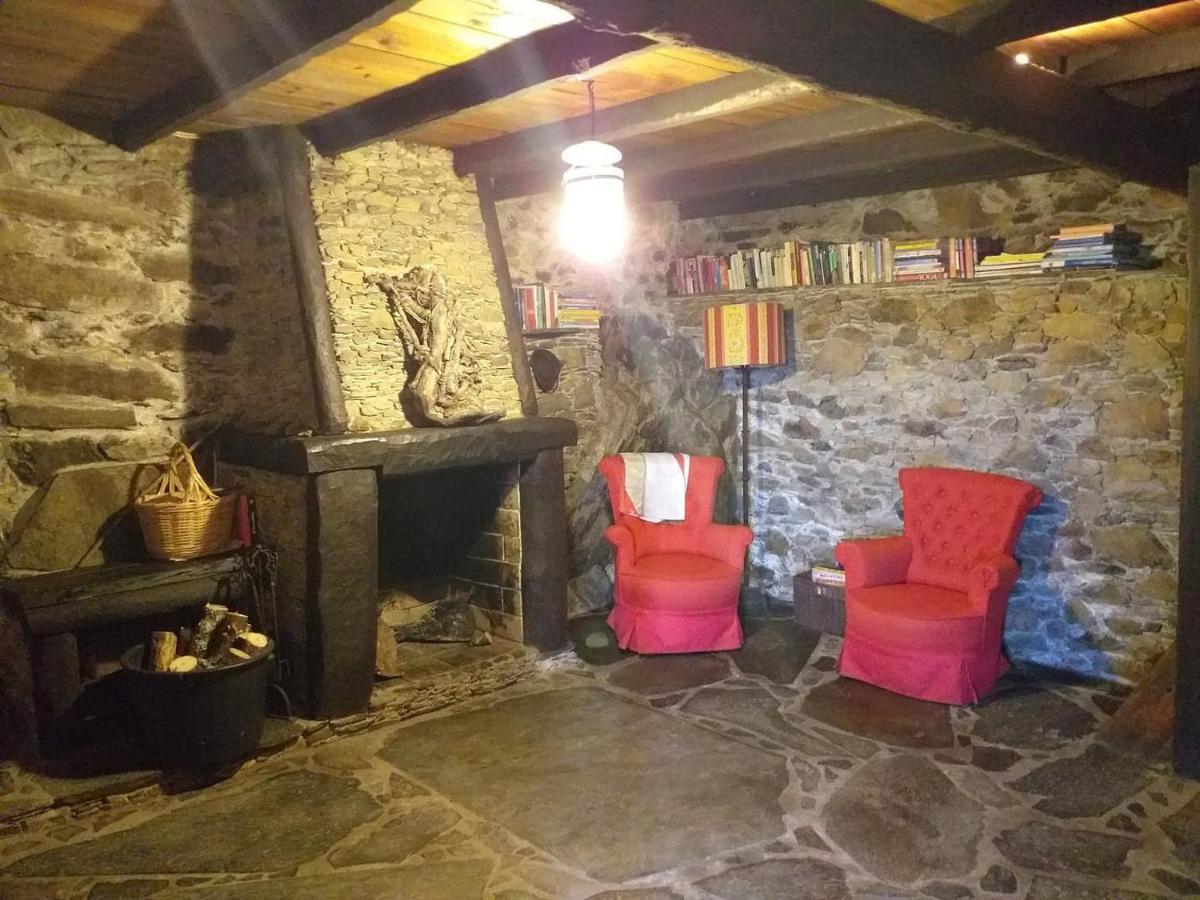 Casa Dos Livros Villa Таласнал Екстериор снимка