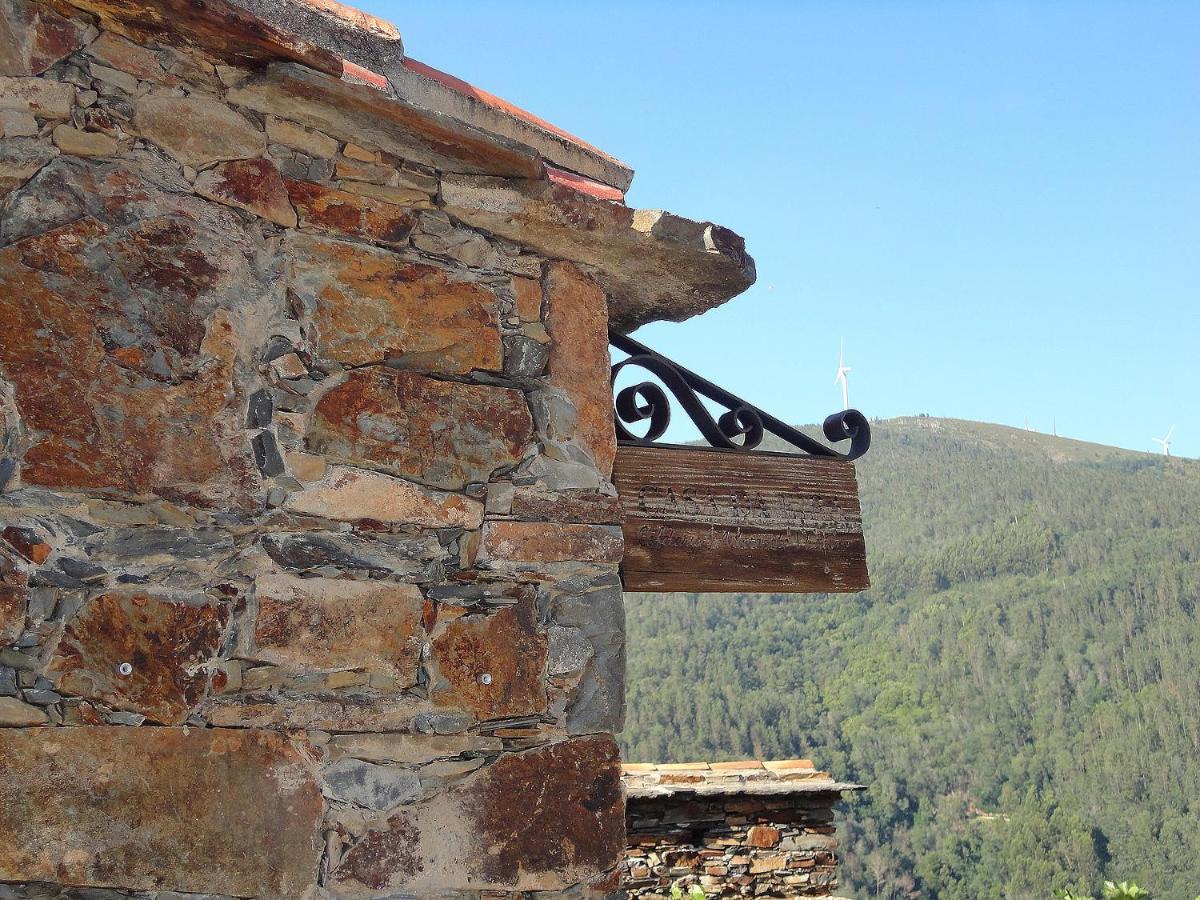 Casa Dos Livros Villa Таласнал Екстериор снимка